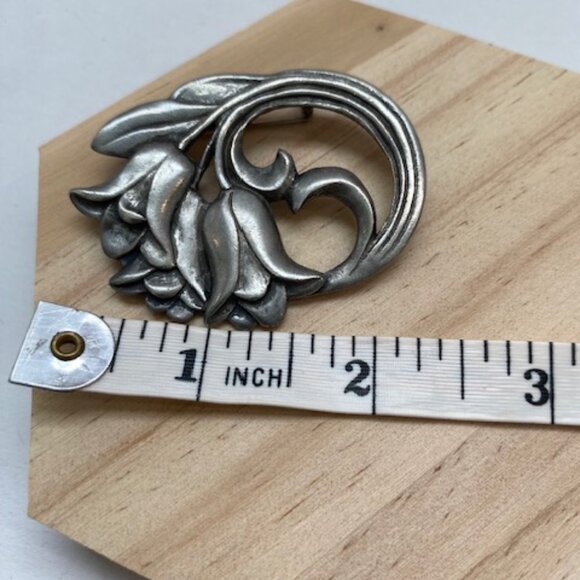 Vintage Pewter Brooch. Signed Seagul 1987. Canada - Picture 5 of 5